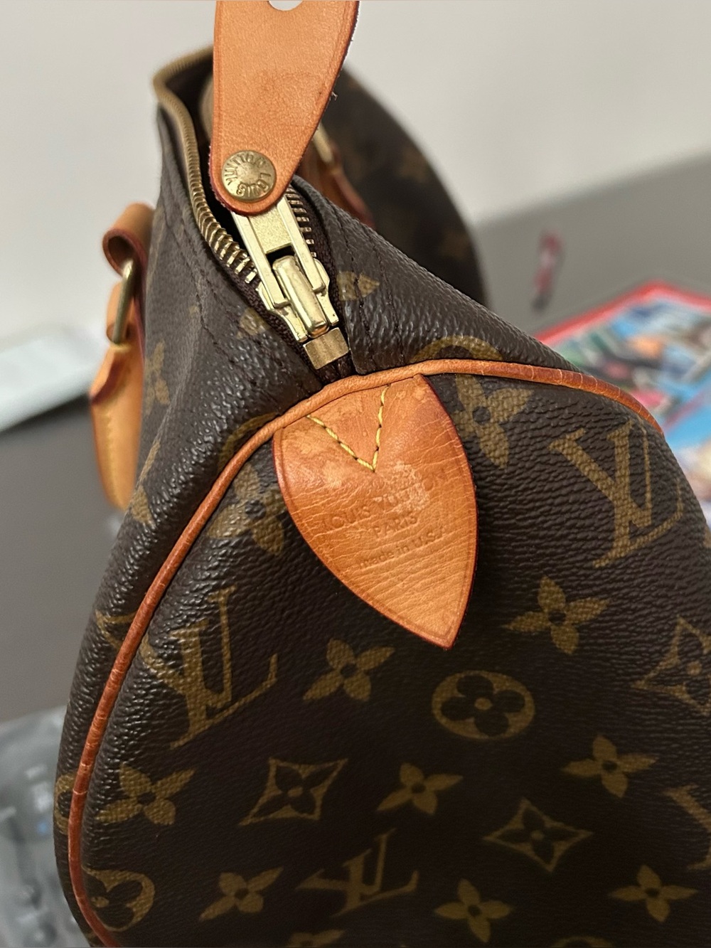 Authentic Louis Vuitton Speedy 30 in Monogram canvas - Picture 12 of 15